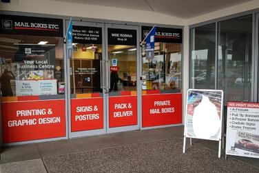Mailbox services in Robina